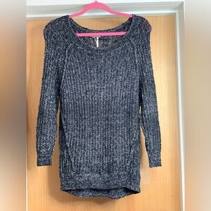 Free People Women's Gray Sweater. Size-Small
